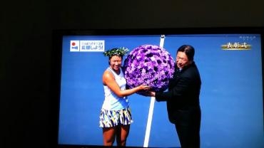 花キューピットオープンテニスにムーンダストが１０００本優勝した日比野選手に贈られました・・・｜「フローリストはなしん」　（愛知県一宮市の花キューピット加盟店 花屋）のブログ